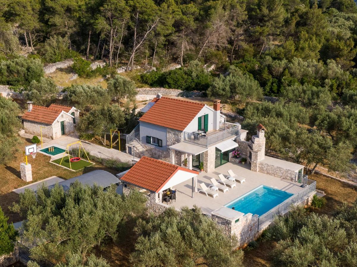 Villa Barbara - Olive Paradise, With Chlorine-Free Pool เวลาลูกา ภายนอก รูปภาพ